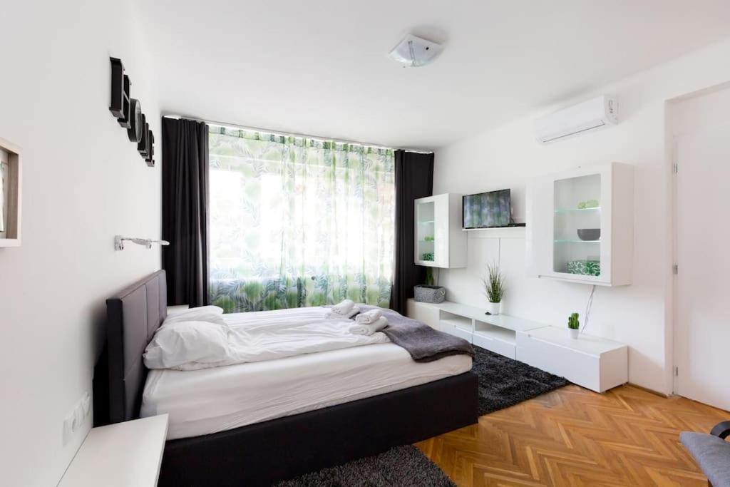 Rumbach 22 Center Apartment With Ac Budapeşte Dış mekan fotoğraf