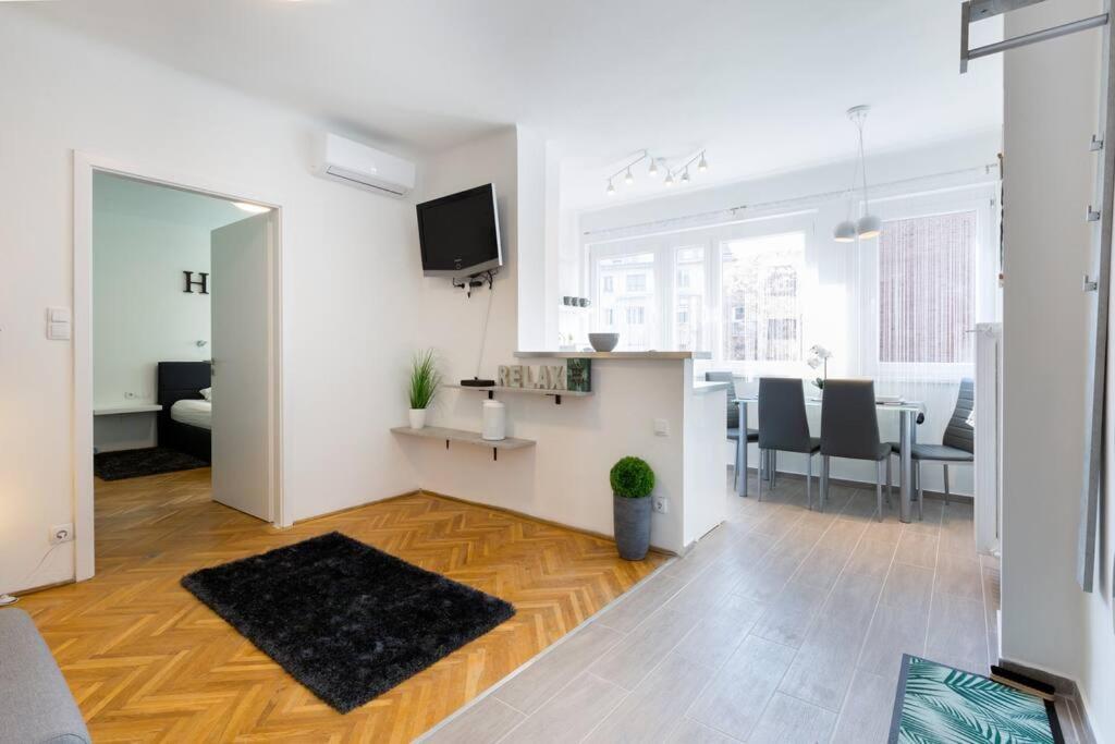 Rumbach 22 Center Apartment With Ac Budapeşte Dış mekan fotoğraf